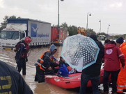 اخلاء بيوت قرب مطار اللد بعد أن غمرتها مياه الأمطار